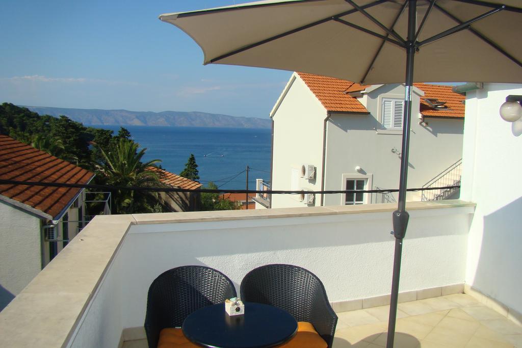 Apartment Lola Jelsa  Εξωτερικό φωτογραφία