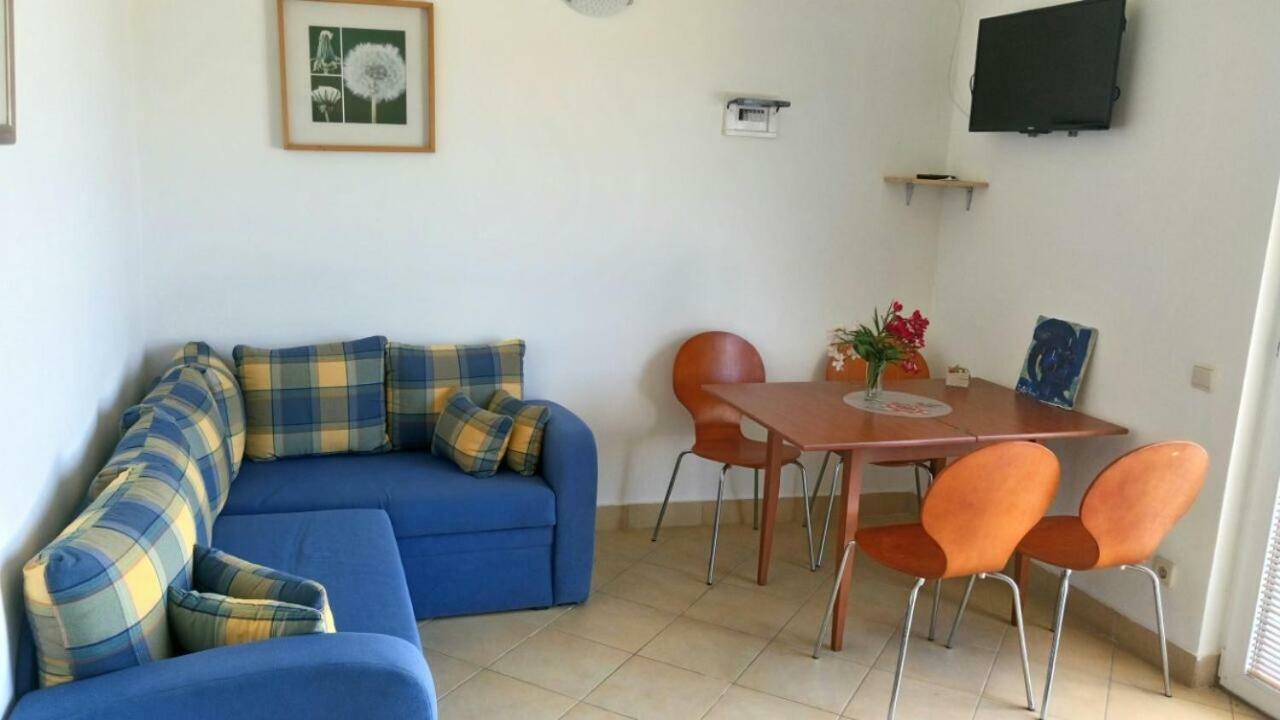 Apartment Lola Jelsa  Εξωτερικό φωτογραφία